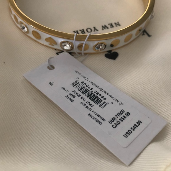 Kate Spade Spot the Spade Gold Bangle Bracelet - Picture 6 of 7